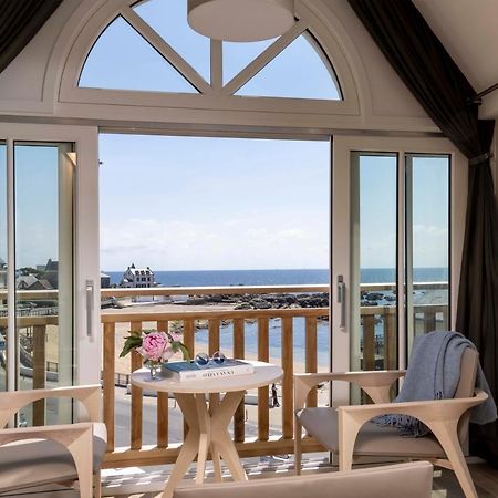 Hotel Les Vikings Льо Кроази Екстериор снимка