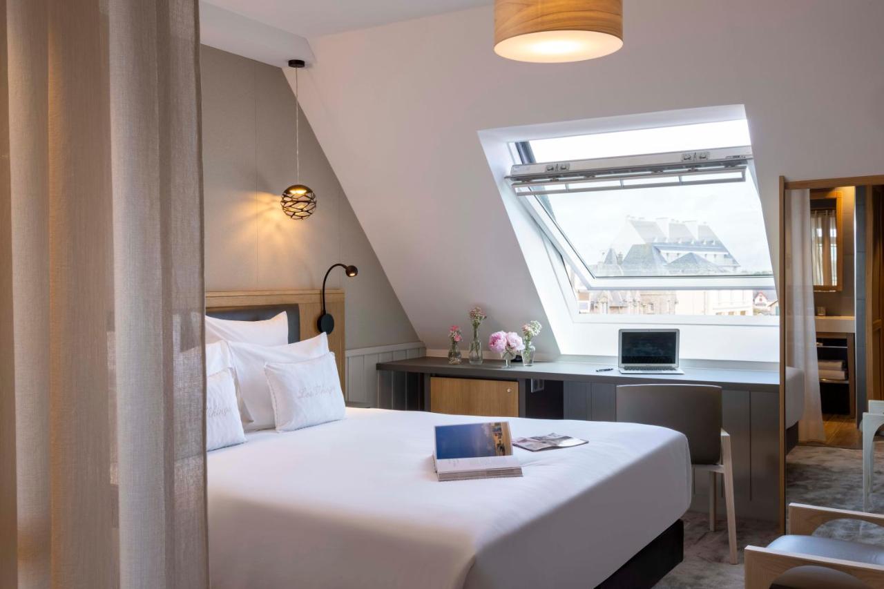Hotel Les Vikings Льо Кроази Екстериор снимка