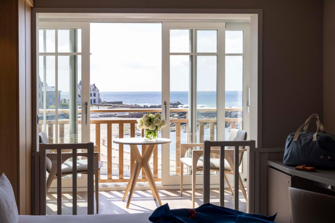 Hotel Les Vikings Льо Кроази Екстериор снимка
