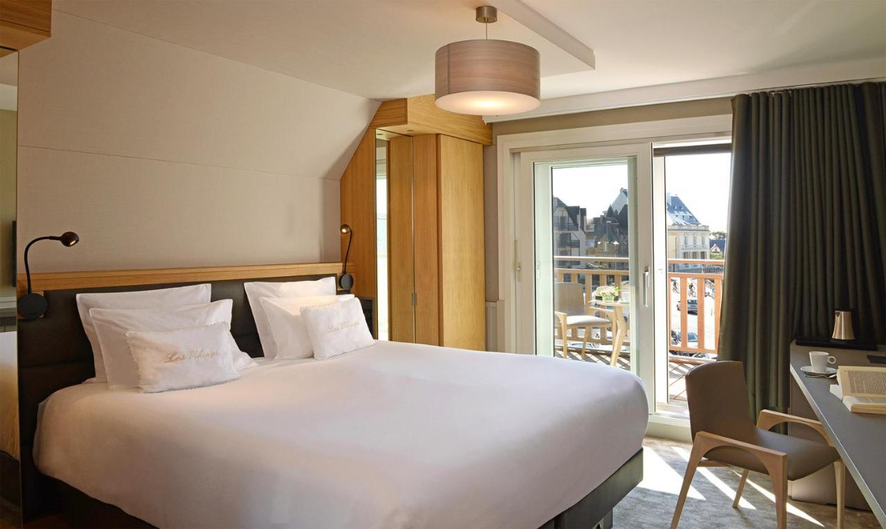Hotel Les Vikings Льо Кроази Екстериор снимка