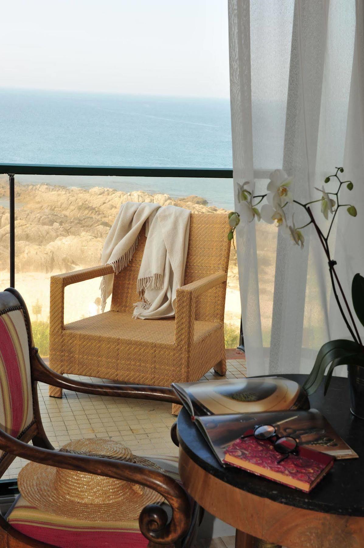 Hotel Les Vikings Льо Кроази Екстериор снимка